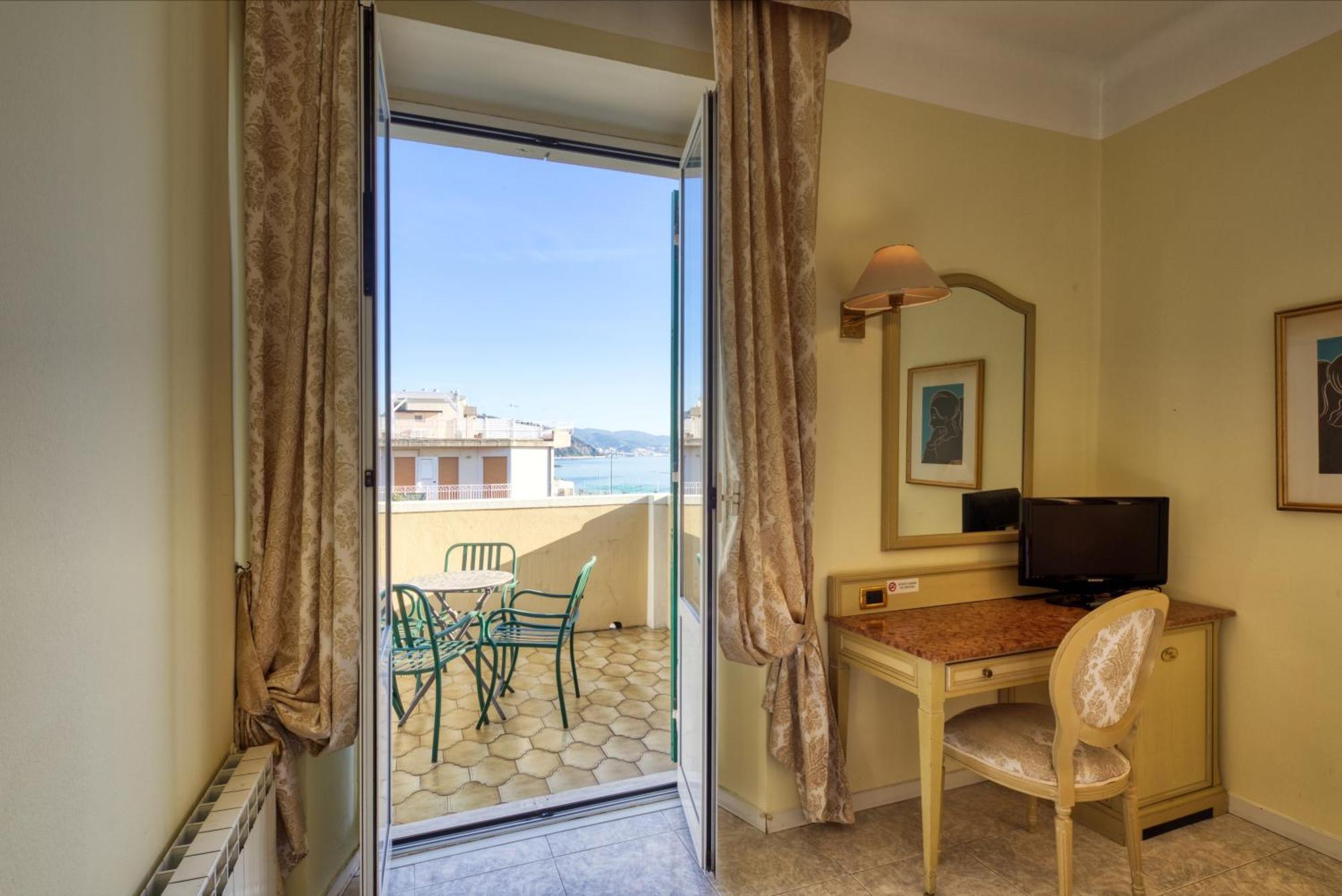 Ena Hotel Arenzano Dış mekan fotoğraf